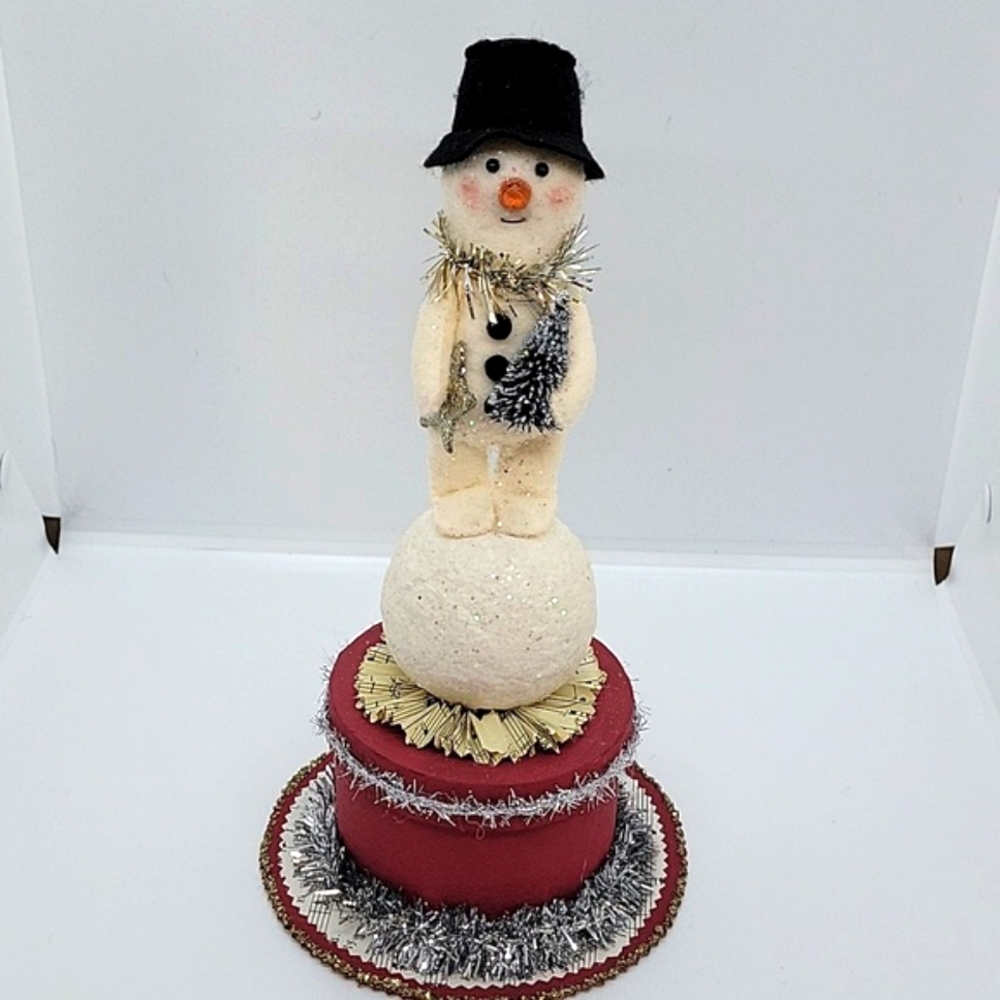 Felt snowman box